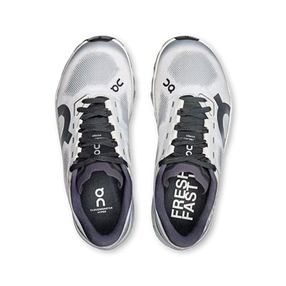 On Cloudmonster Hyper