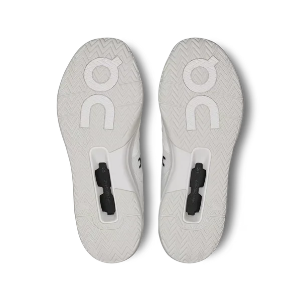 THE ROGER Clubhouse Pro